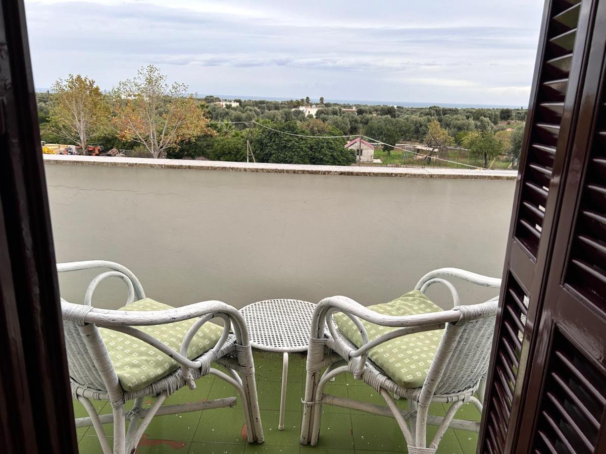 Villa Casa Con Finestra Che Vede Il Mare à Fasano Extérieur photo